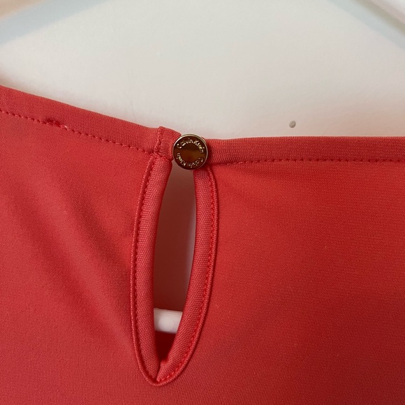 Coral Calvin Klein Sleeveless Blouse - Picture 7 of 7